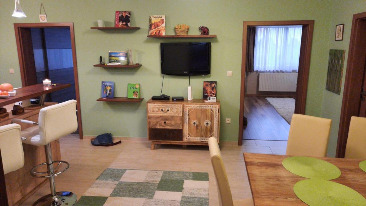 Aranypatak apartmanház Szombathely Bagian luar foto